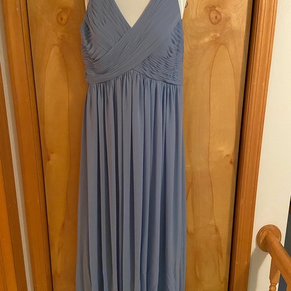 Tulle & Chantilly Bridesmaid or Prom Formal Dress - Picture 1 of 8